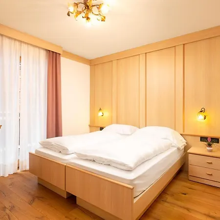 Hotel Pareda Canazei