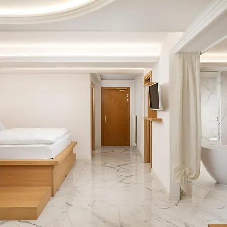 Pareda Hotel