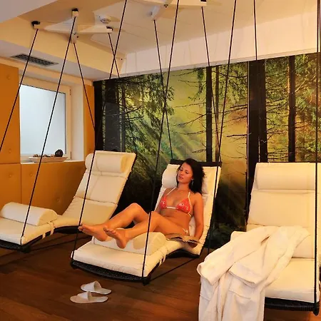 Hotel Pareda 4*
