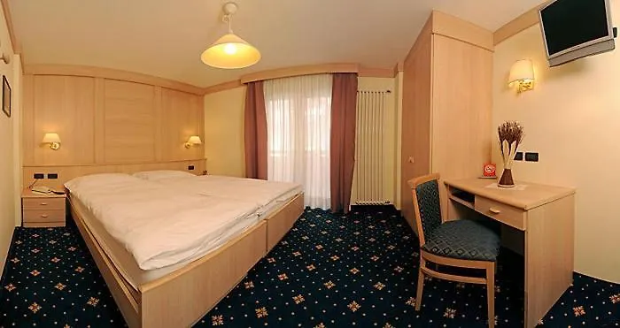 Pareda Hotel Canazei